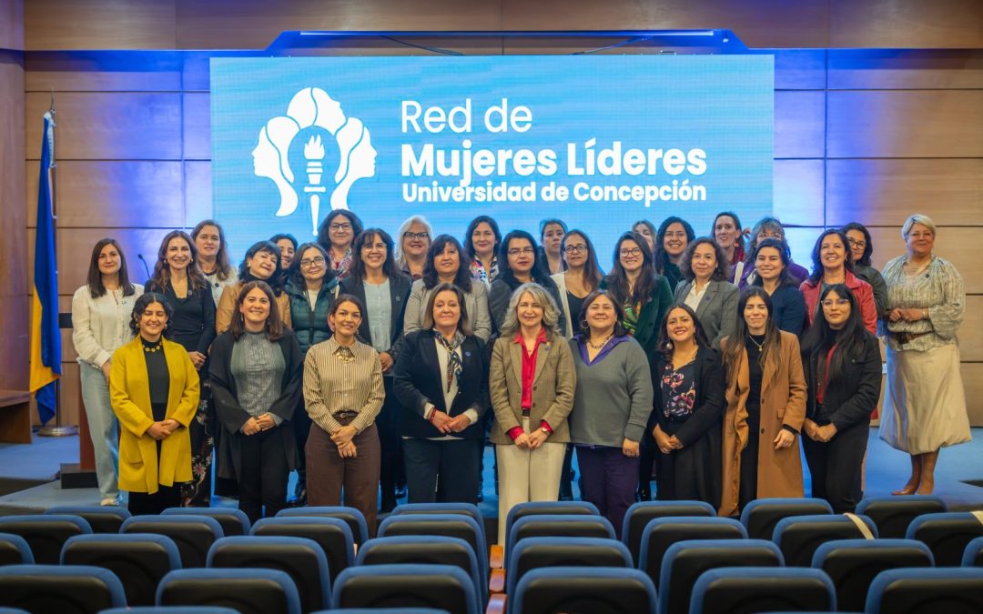 Red de Mujeres Líderes de la Universidad de Concepción certificó a su primera cohorte de mentoras
